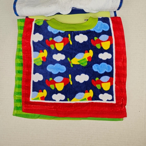 Baby Treasures by Neat Solutions 3pk Bibs - Picture 2 of 3